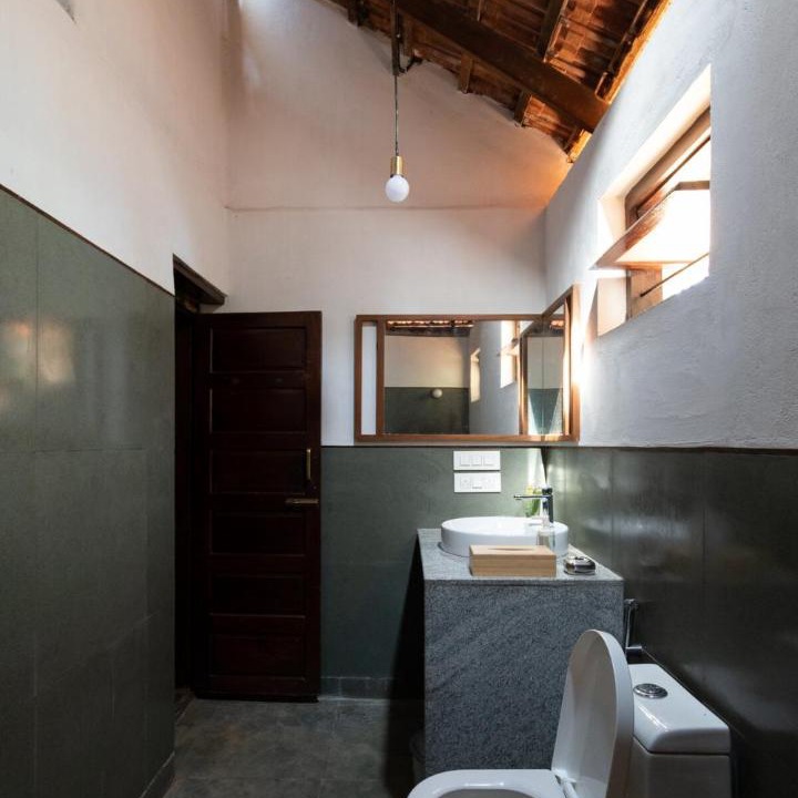 Photo of Bathroom in Virarajendrapet