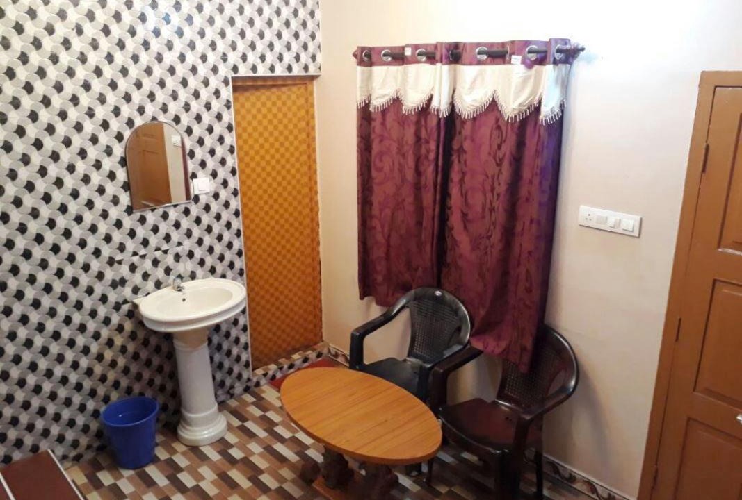 Photo of Bathroom in Valparai