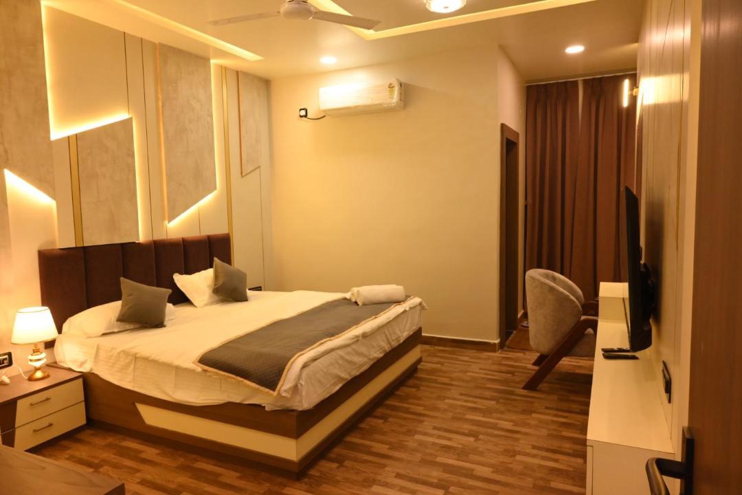 Photo of Bedroom in Lohardaga