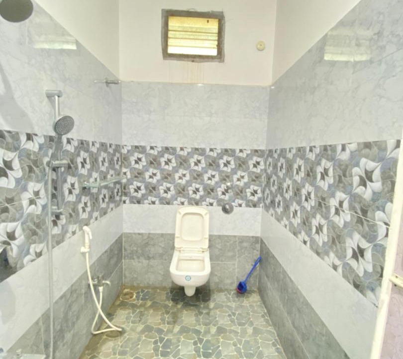 Photo of Bathroom in Tiruvettipuram
