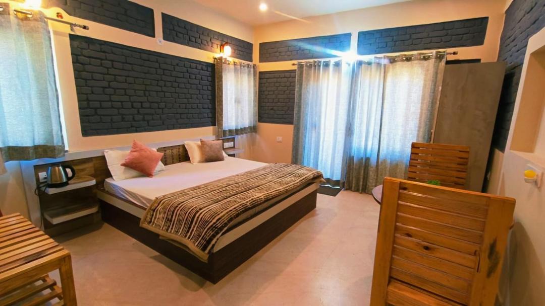 Photo of Bedroom in Mukteshwar