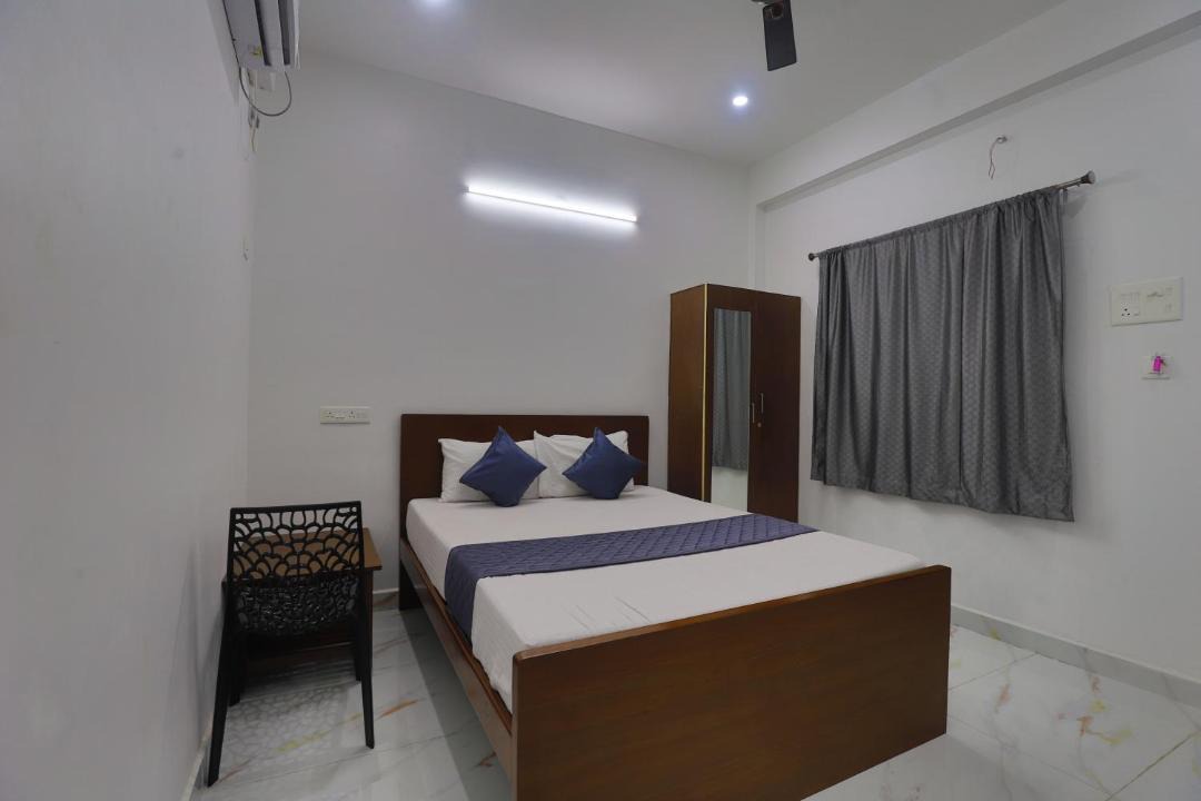 Photo of Bedroom in Nanganallur