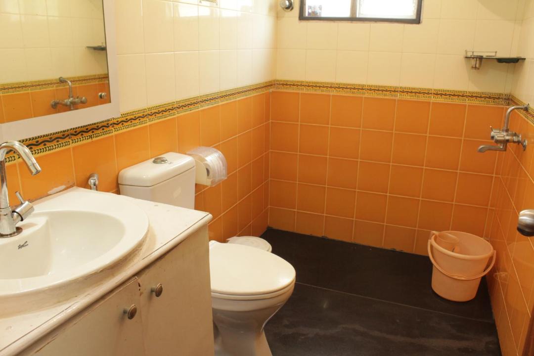 Photo of Bathroom in Mylapore Tiruvallikk