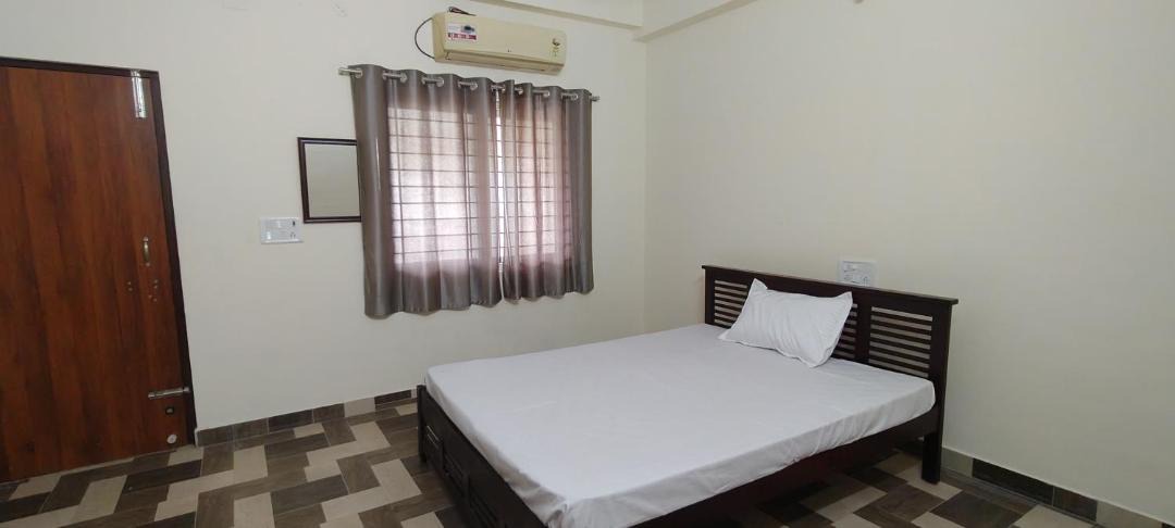 Photo of Bedroom in Kelambakkam