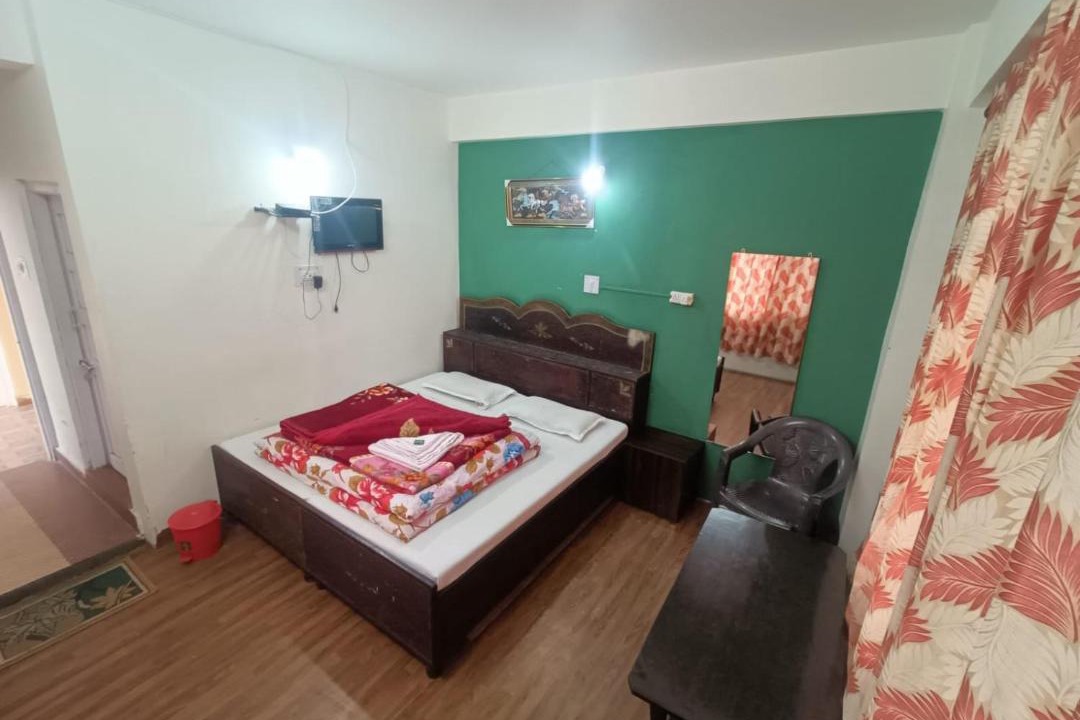 Photo of Bedroom in Sarahan