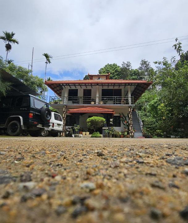 Photo of Buildings in Kakabe