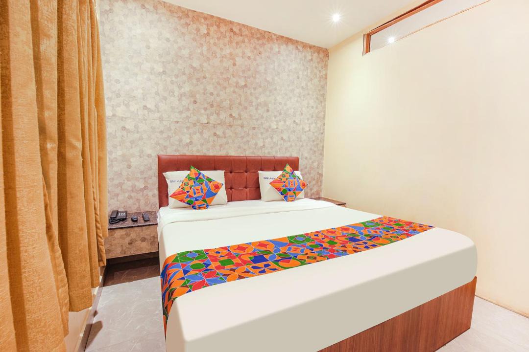 Photo of Bedroom in Triplicane