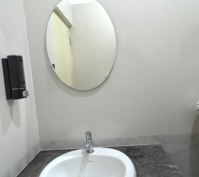 Photo of Bathroom in Paiyanur