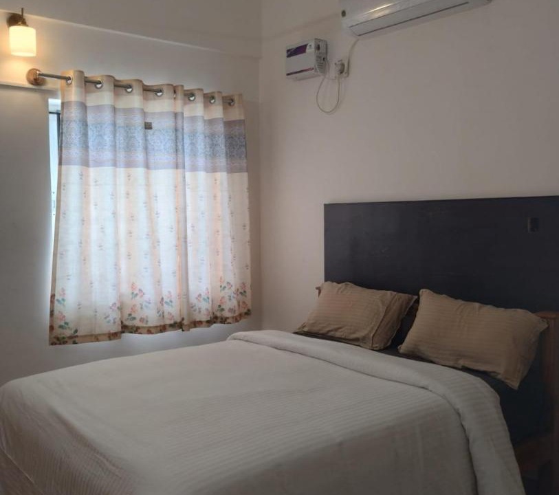 Photo of Bedroom in Irungattukottai