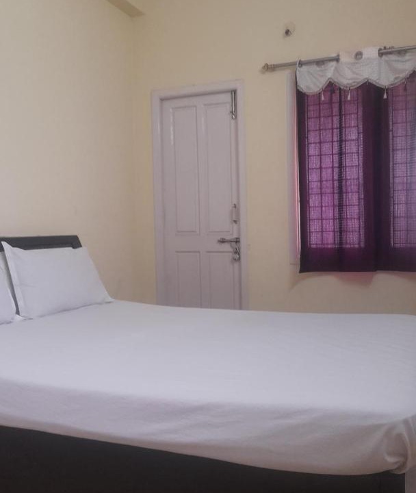 Photo of Bedroom in Mogappair