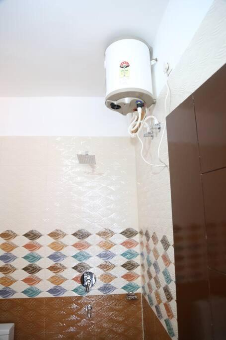 Photo of Bathroom in Tapovan
