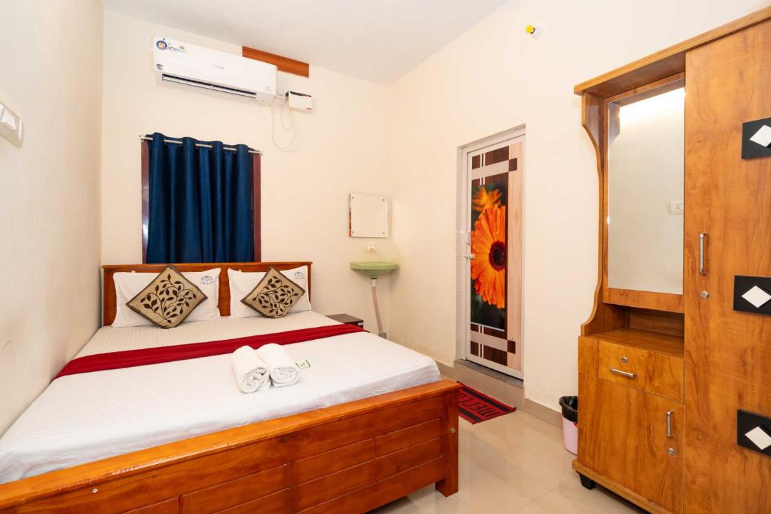 Photo of Bedroom in Rameshwaram