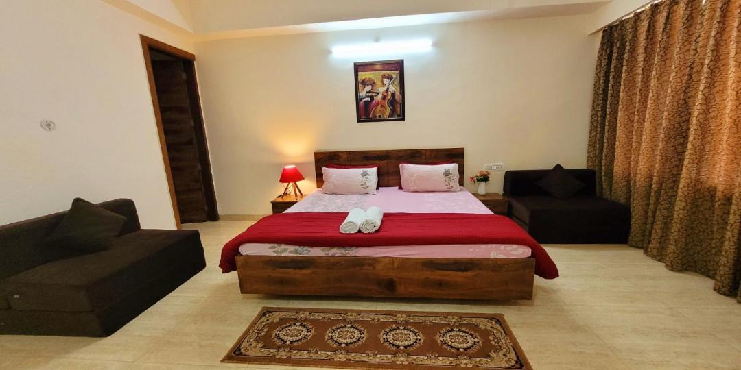 Photo of Bedroom in Tapovan