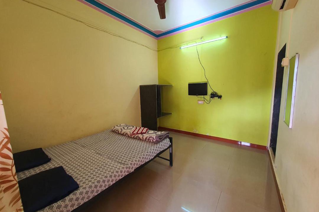 Photo of Bedroom in Ratnagiri