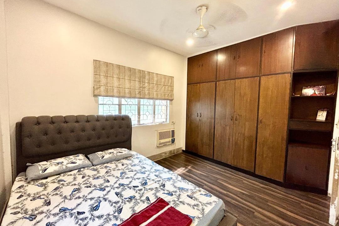 Photo of Bedroom in Ballygunge