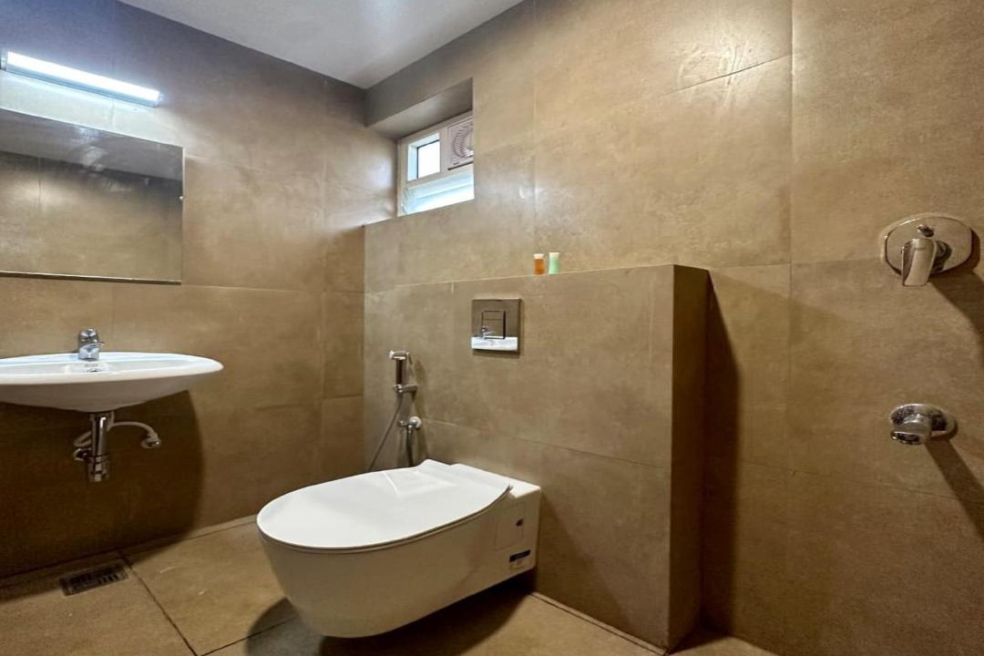 Photo of Bathroom in Thousand Lights