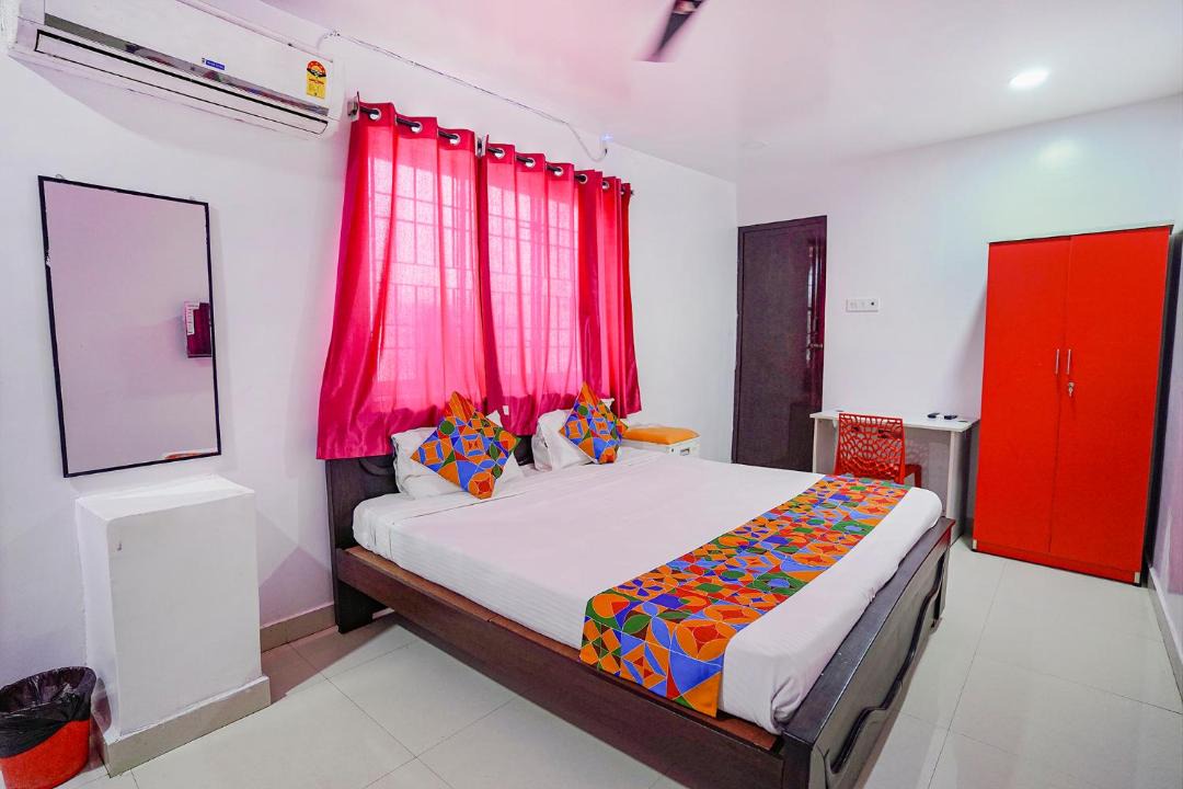 Photo of Bedroom in Royapettah