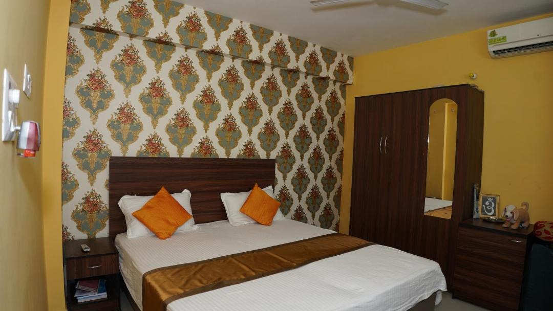 Photo of Bedroom in Deoghar