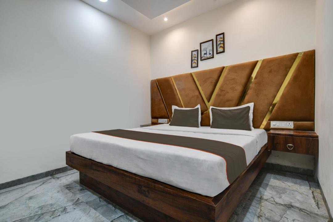 Photo of Bedroom in Dewas