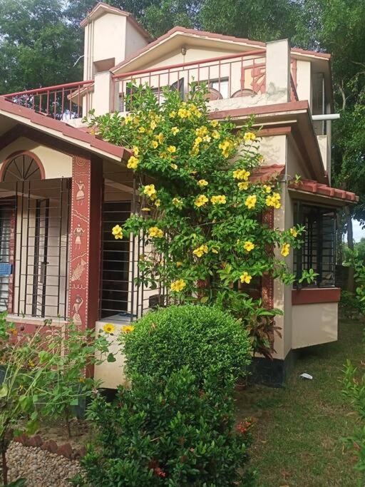 Photo of Buildings in Bolpur