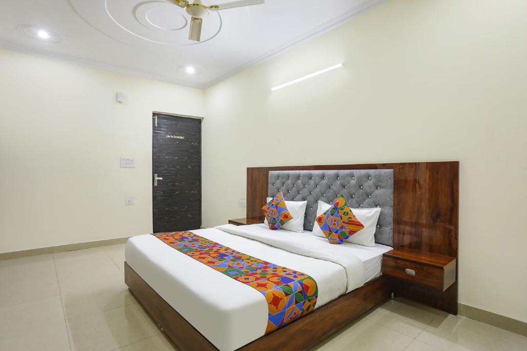 Photo of Bedroom in Janakpuri