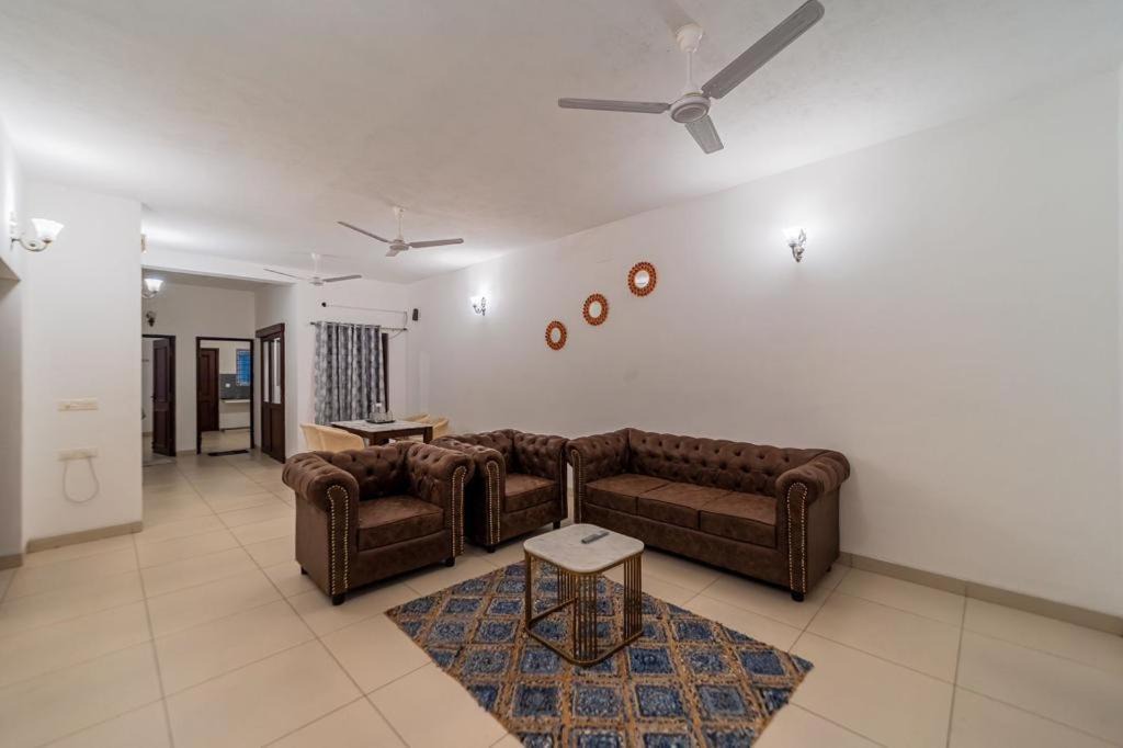 Photo of Livingroom in White Town