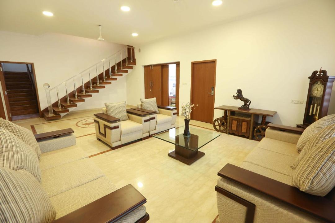 Photo of Livingroom in Teynampet