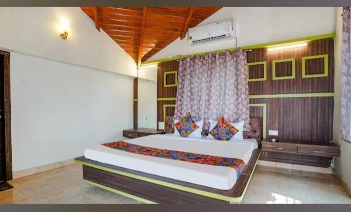 Photo of Bedroom in Jalna