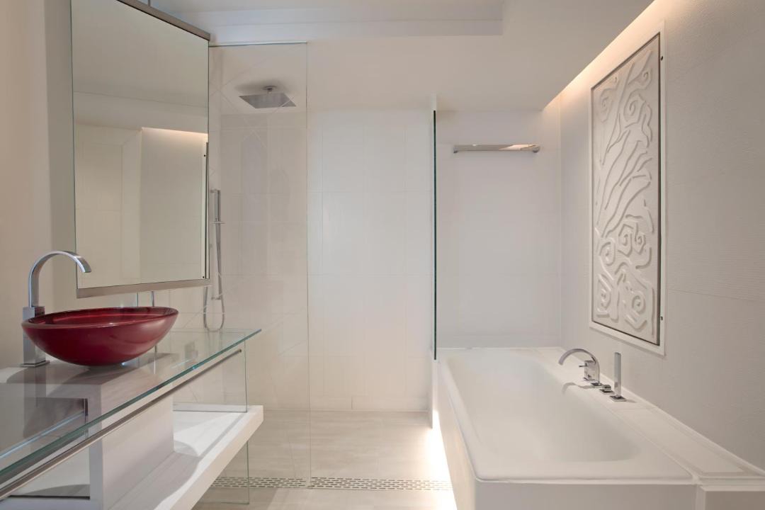 Photo of Bathroom in DLF City
