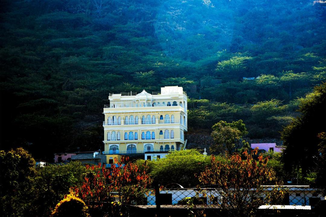 Photo of Buildings in Shavri Colony
