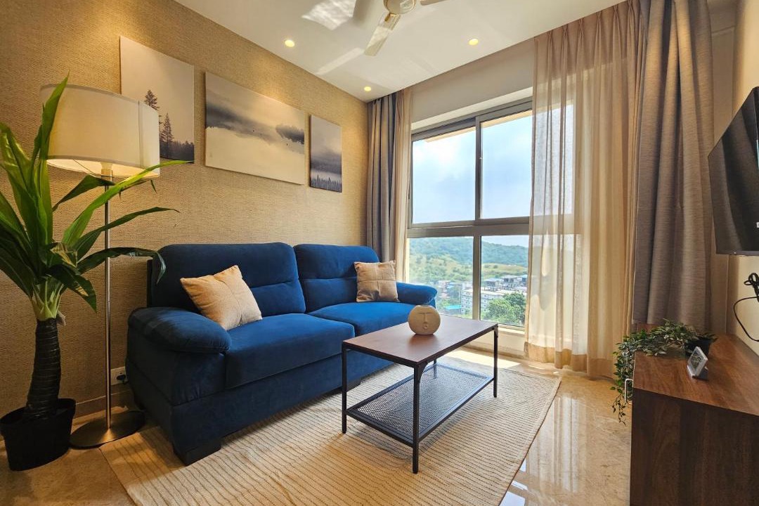 Photo of Livingroom in Hiranandani Gardens