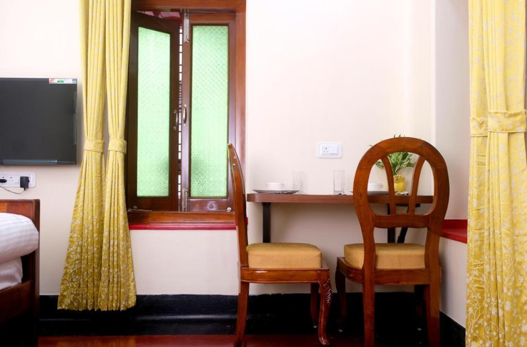 Photo of Others in Ballygunge