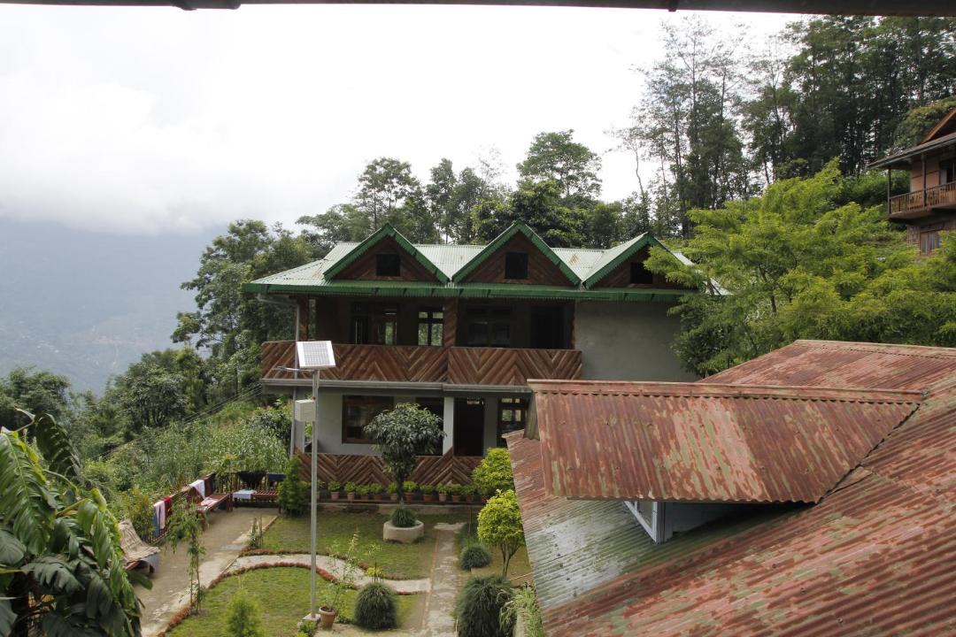 Photo of Others in Geyzing