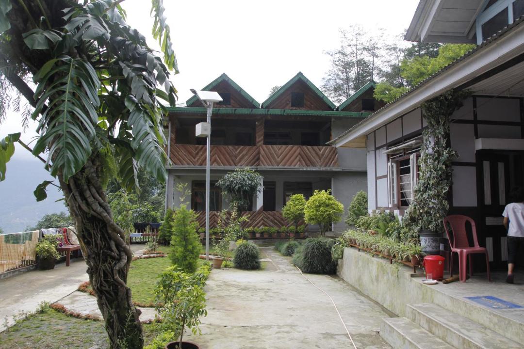 Photo of Others in Geyzing