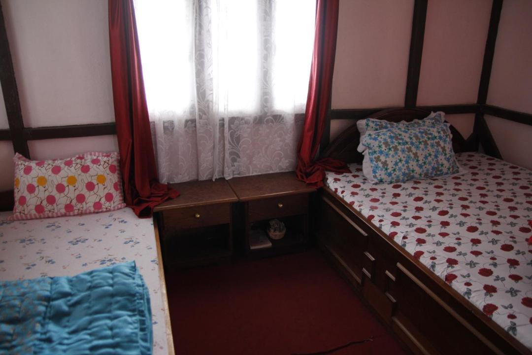 Photo of Others in Geyzing