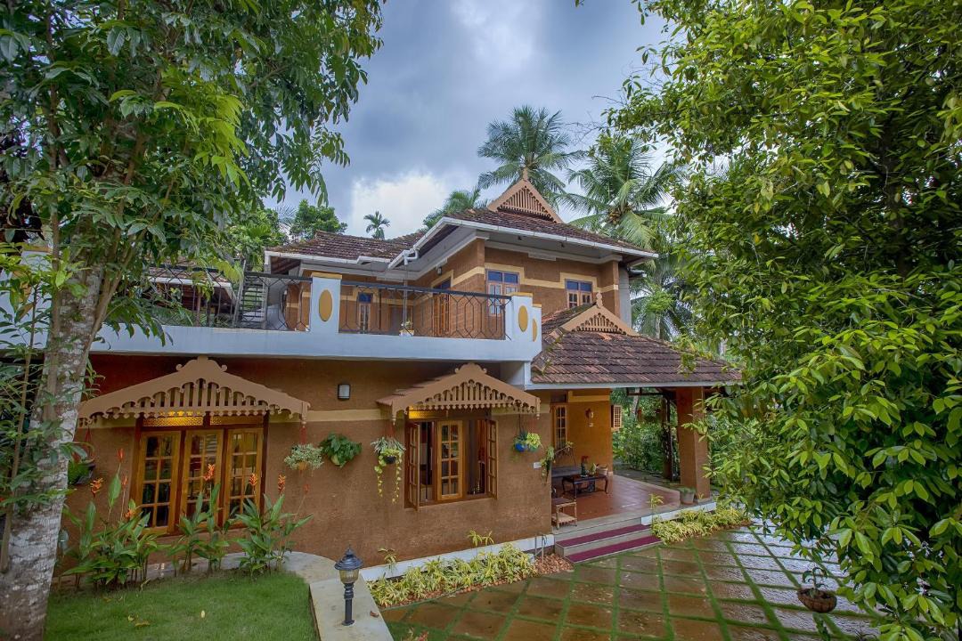 Photo of Buildings in Wadakanchery