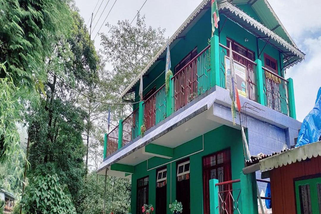 Photo of Buildings in Kurseong