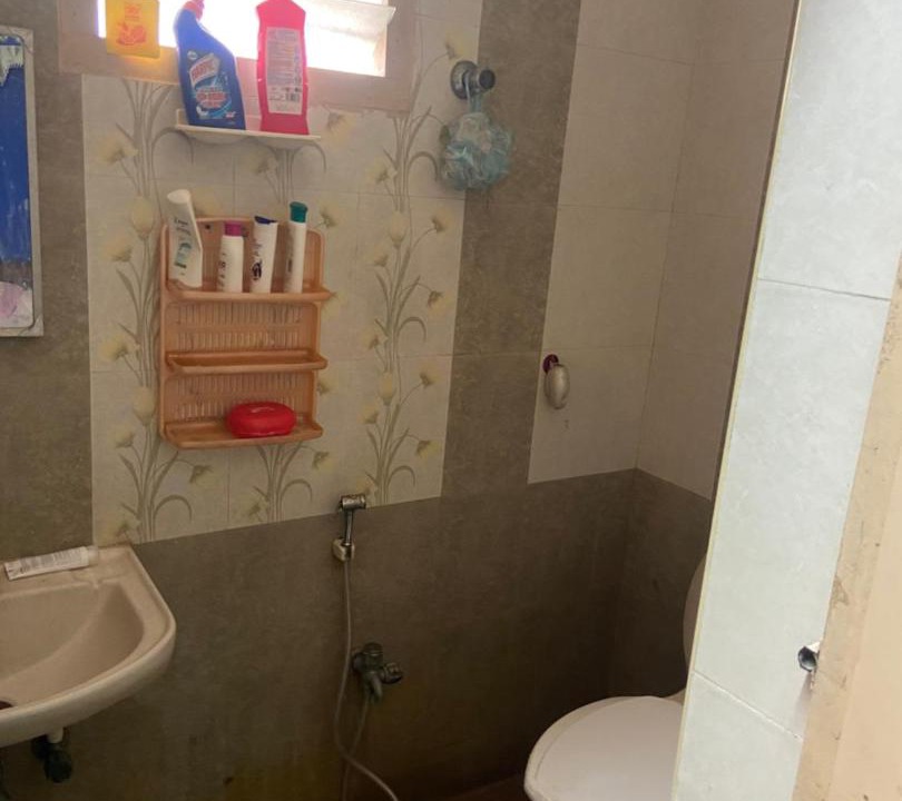 Photo of Bathroom in Perambur Purasavakam