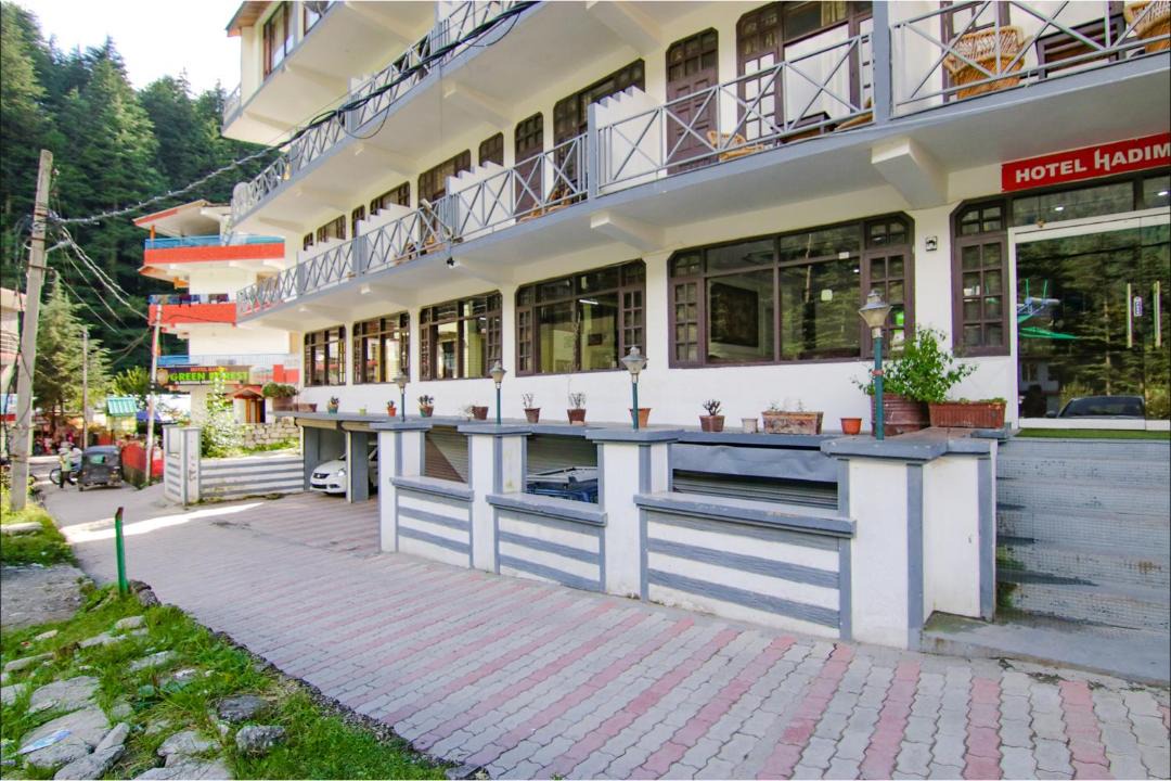 Photo of Others in Old Manali