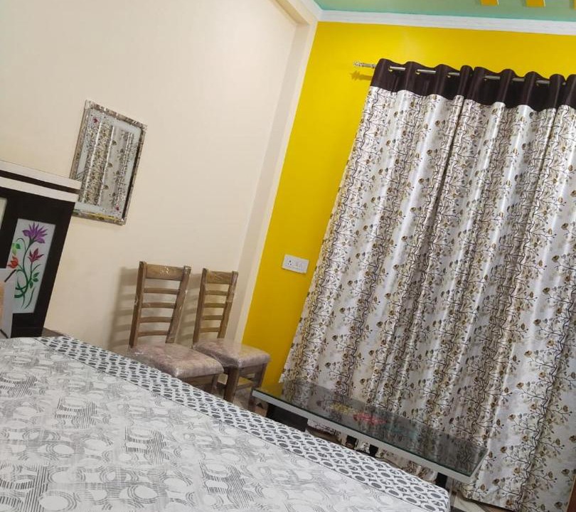 Photo of Bedroom in Khirsu