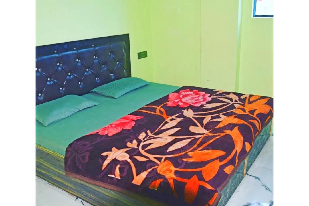 Photo of Bedroom in Pipalkoti