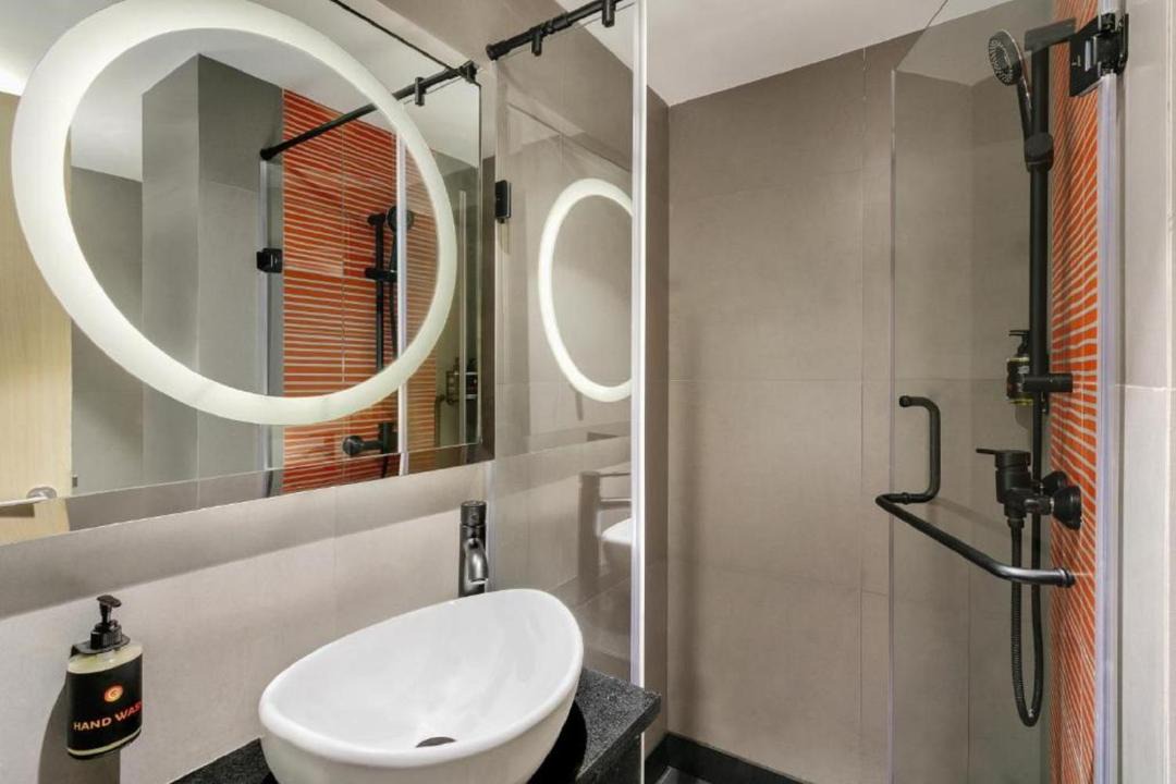 Photo of Bathroom in Kelambakkam