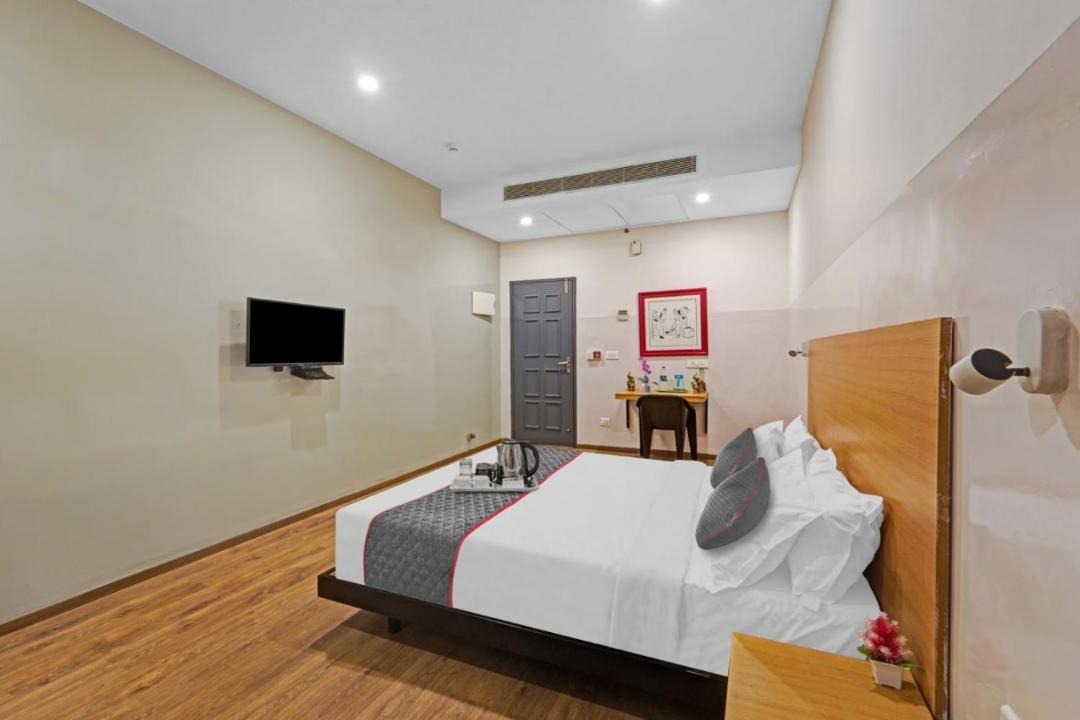 Photo of Bedroom in Nanganallur