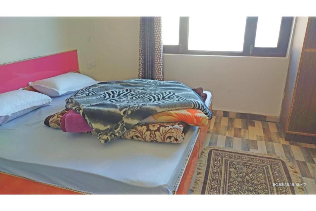 Photo of Bedroom in Auli
