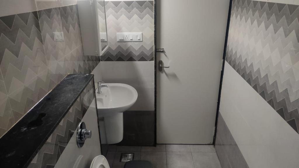 Photo of Bathroom in Adyar