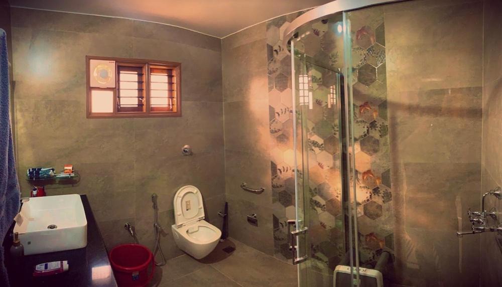 Photo of Bathroom in Mandarthi