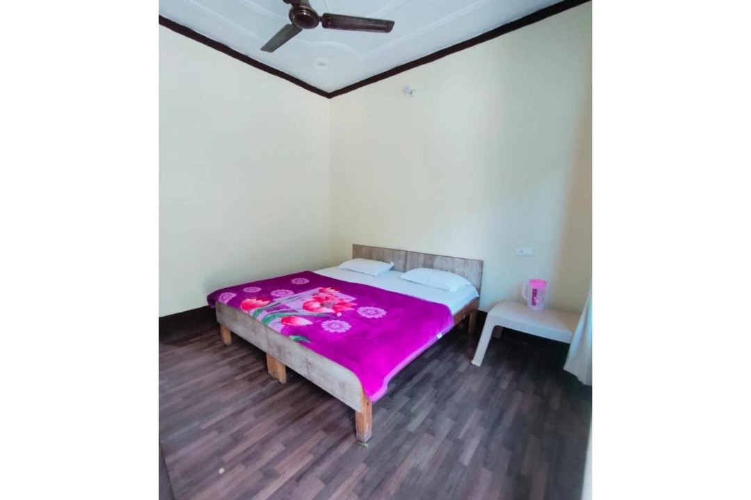 Photo of Bedroom in Kharsali