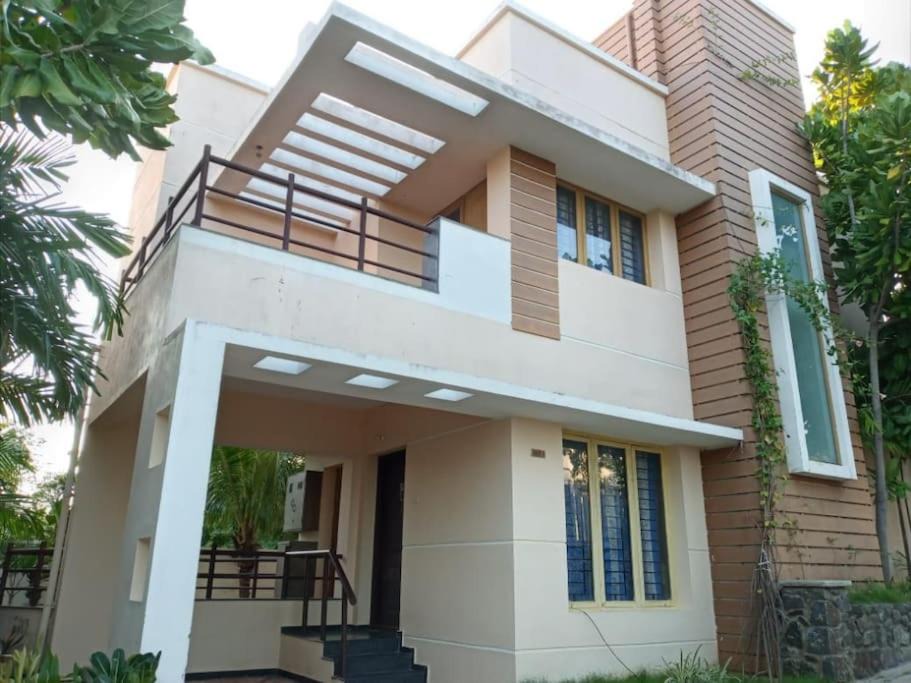 Photo of Buildings in Covelong Beach