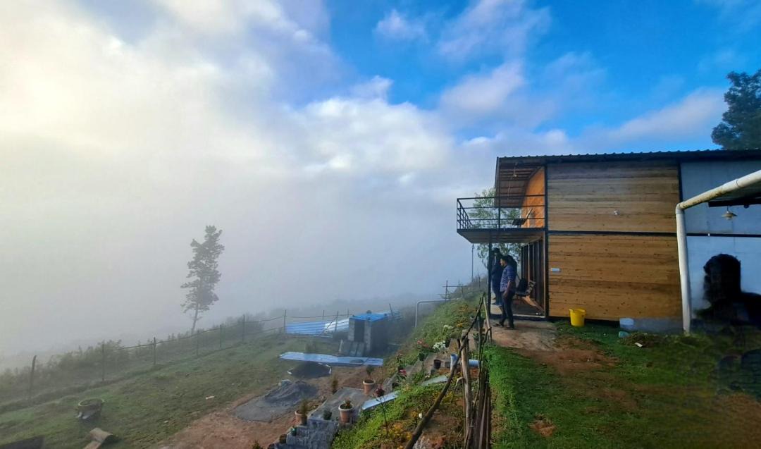 Photo of Buildings in Periyur