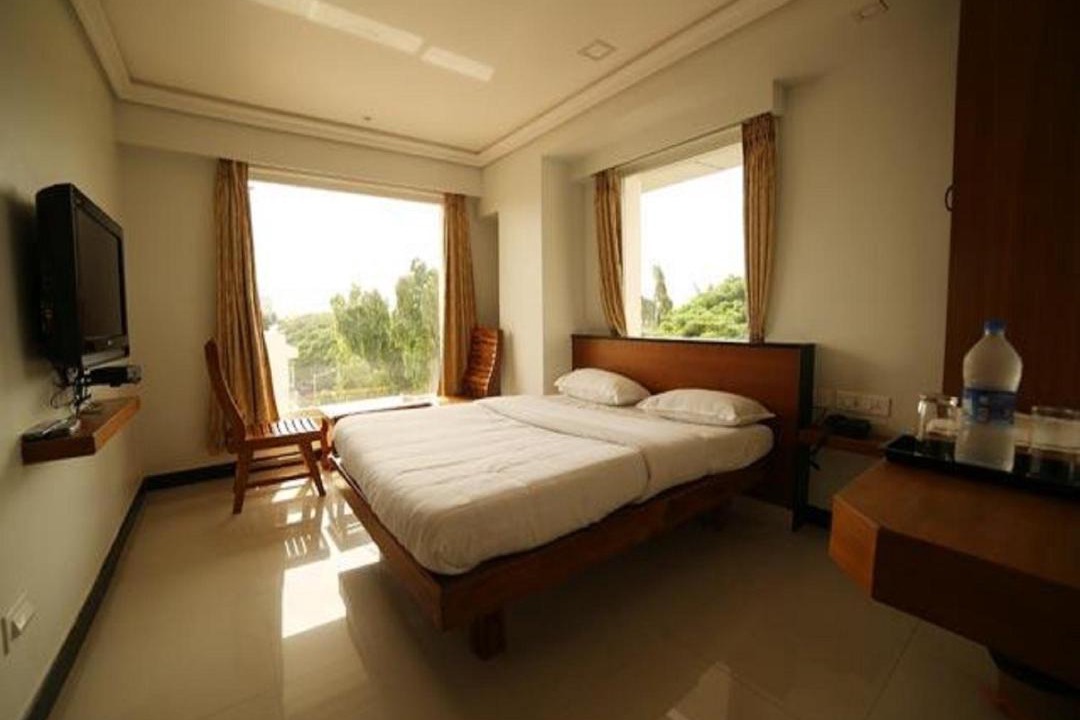 Photo of Bedroom in Mylapore Tiruvallikk